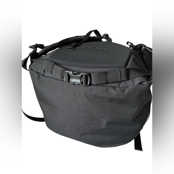 Patagonia Black Hole 32L - Picture 4 of 6